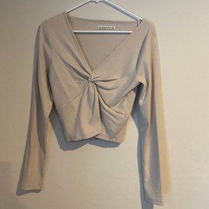 (Never worn) Abercrombie Ruched front  top